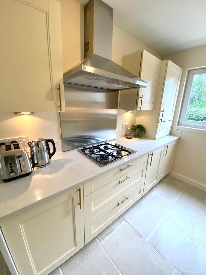 Monart Stylish City Centre Apartment, 2 Bed, Sleeps 6 Perth Extérieur photo